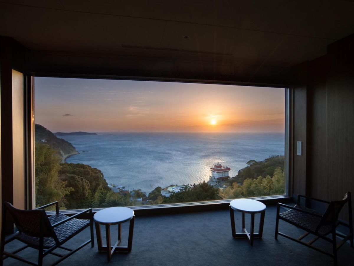 Atami Sekaie Hotel Екстериор снимка